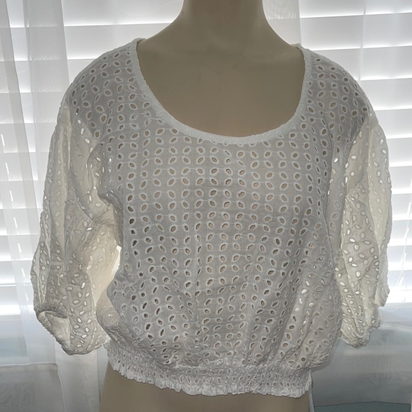 White Blouse - Picture 1 of 2